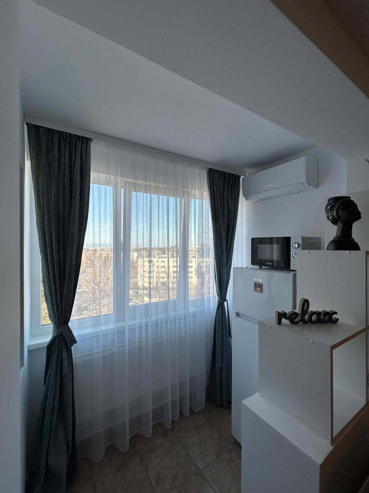 Luxury Studios - Soarelui 10 Braşov Extérieur photo