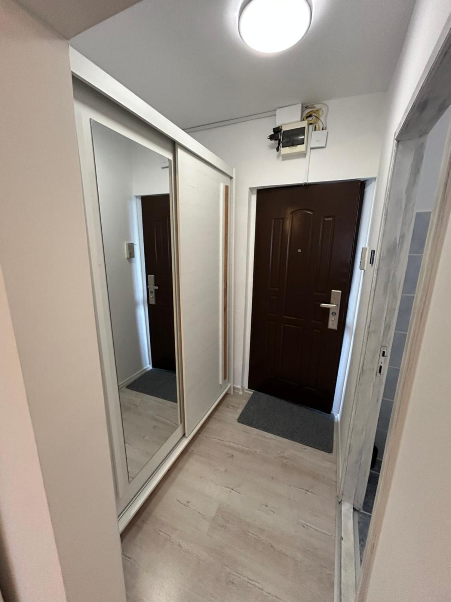 Luxury Studios - Soarelui 10 Braşov Extérieur photo